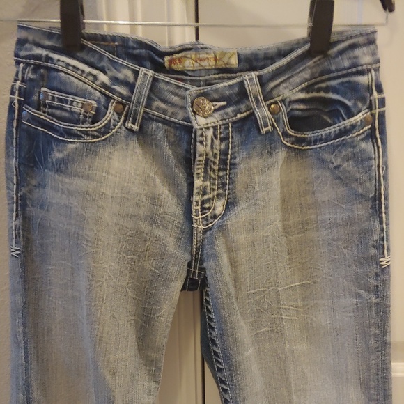 Bke Pants - BKE Payton Crop Capri Jeans 26 x 18 Bke Pants - BKE Payton Crop Capri Jeans 26 x 18